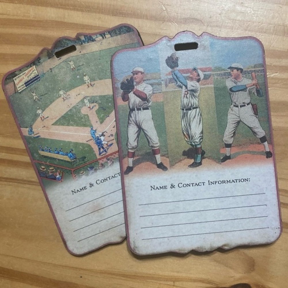 🌸 Luggage Tags - Vintage Baseball